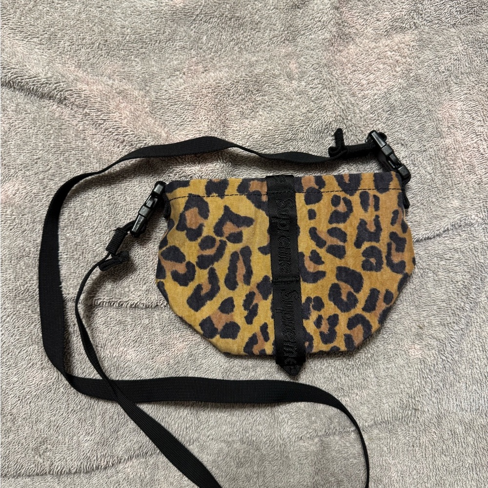 Supreme Leopard Print Neck Pouch Authentic NWOT